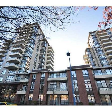 Jj Vancouver Guest House Richmond Exterior photo